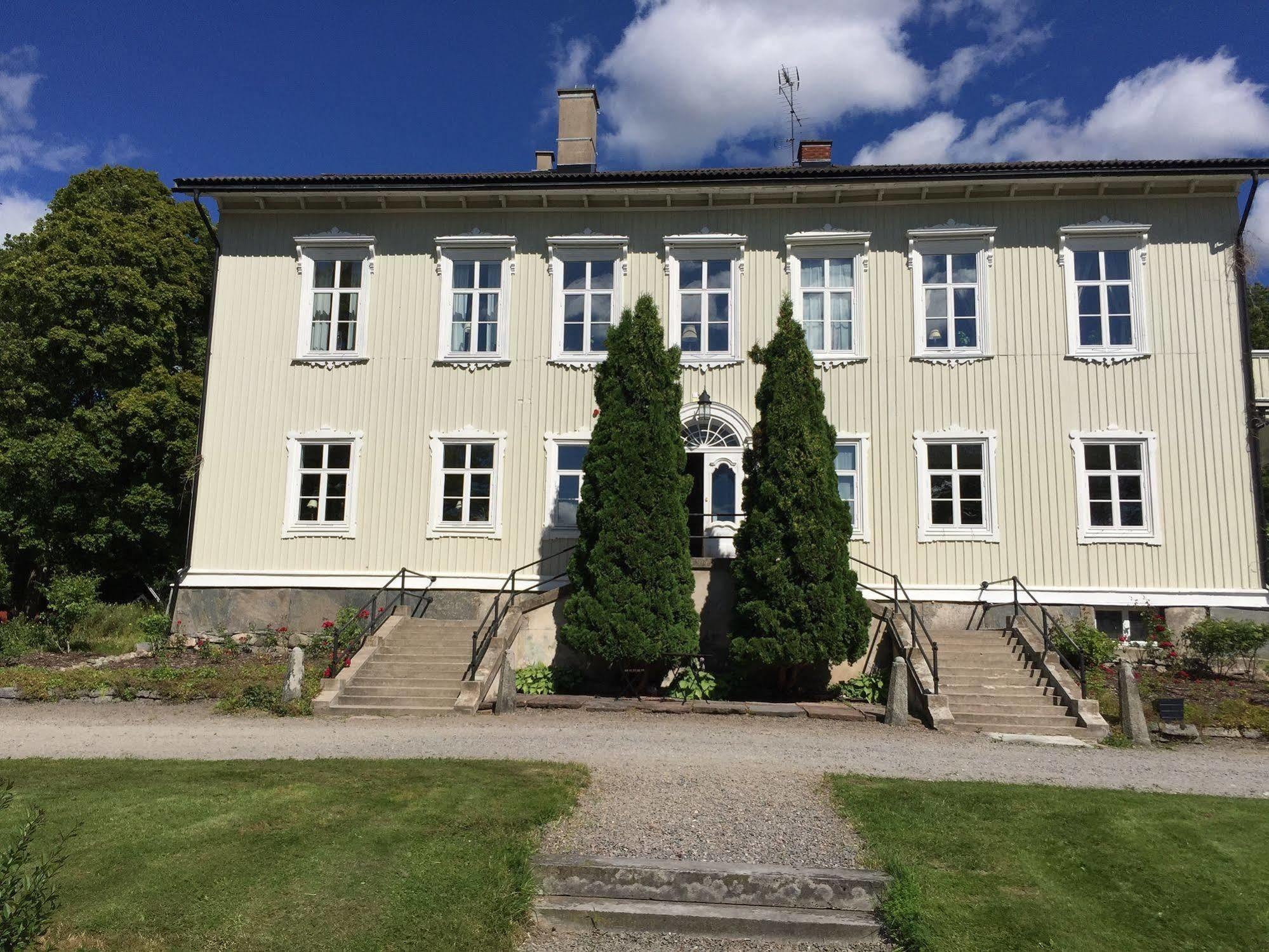 Knusesund Herrgard Säffle 外观 照片